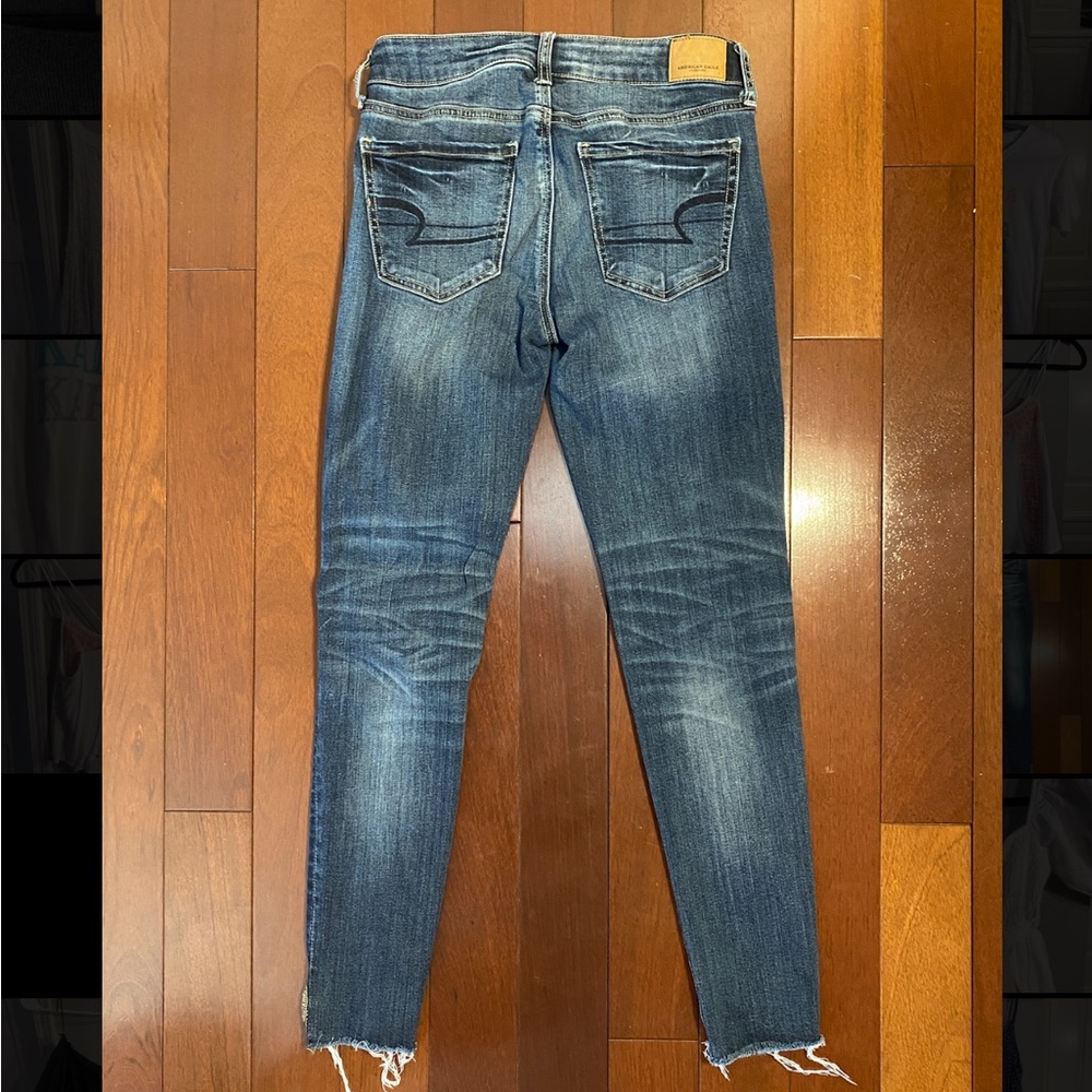 American Eagle size 4 super stretch
